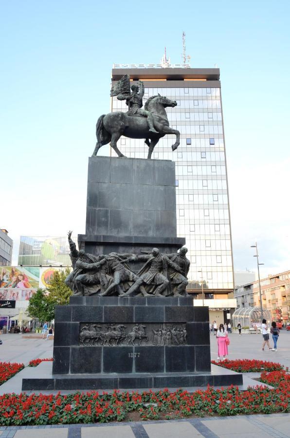 Tike, Tak - Central Residence Ni Dış mekan fotoğraf