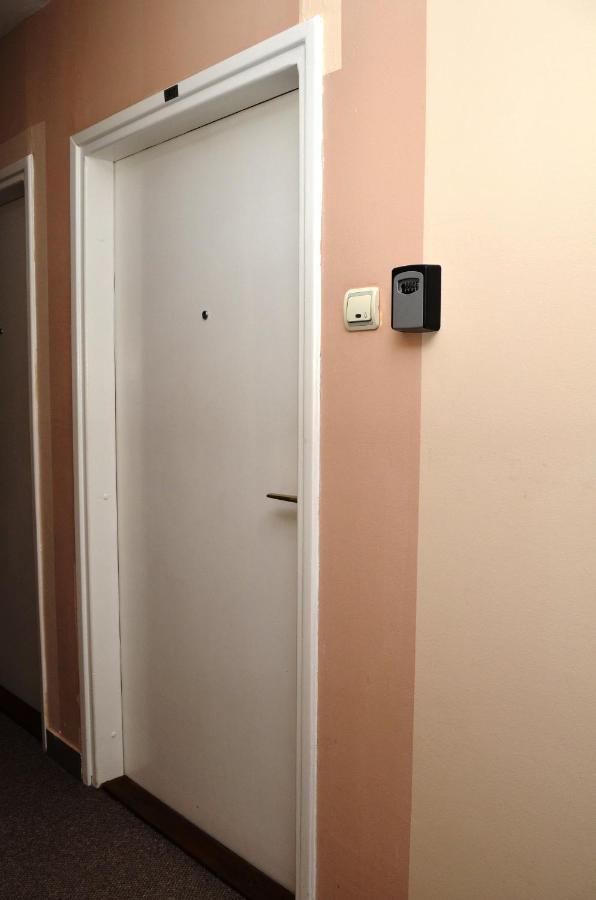 Tike, Tak - Central Residence Ni Dış mekan fotoğraf