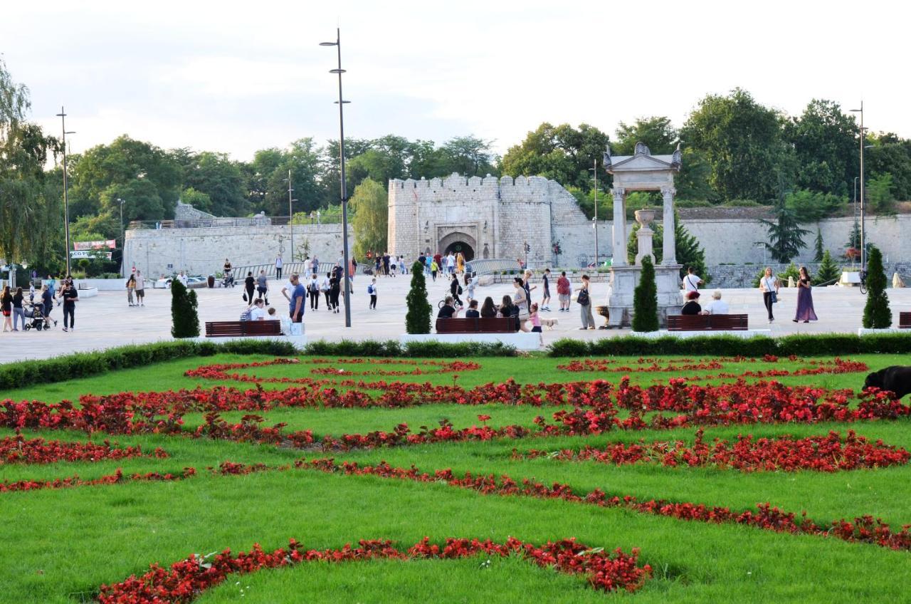 Tike, Tak - Central Residence Ni Dış mekan fotoğraf